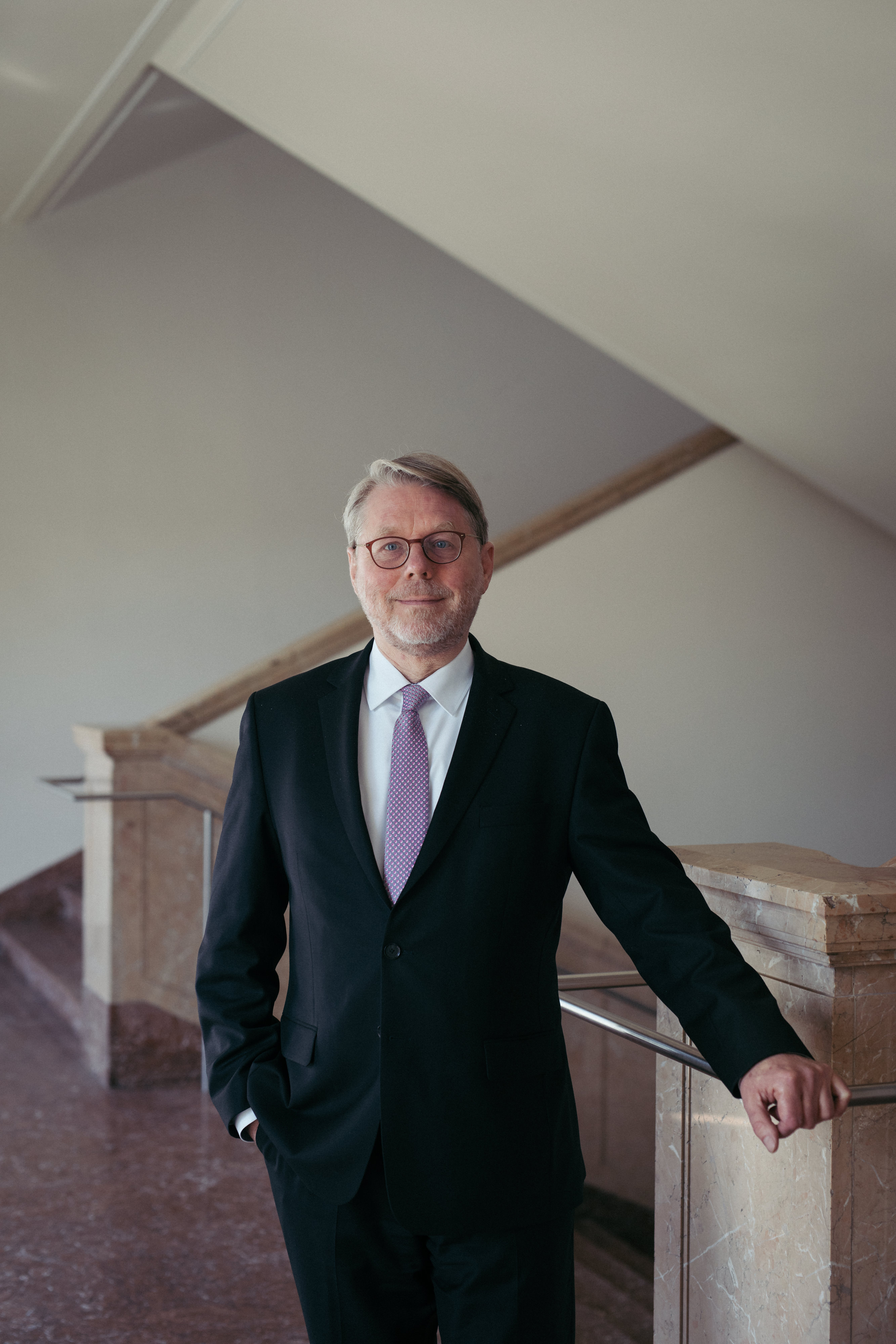 Porträt Dr Hans-Eckhard Sommer Präsident BAMF Bundesamt für Migration und Flüchtlinge