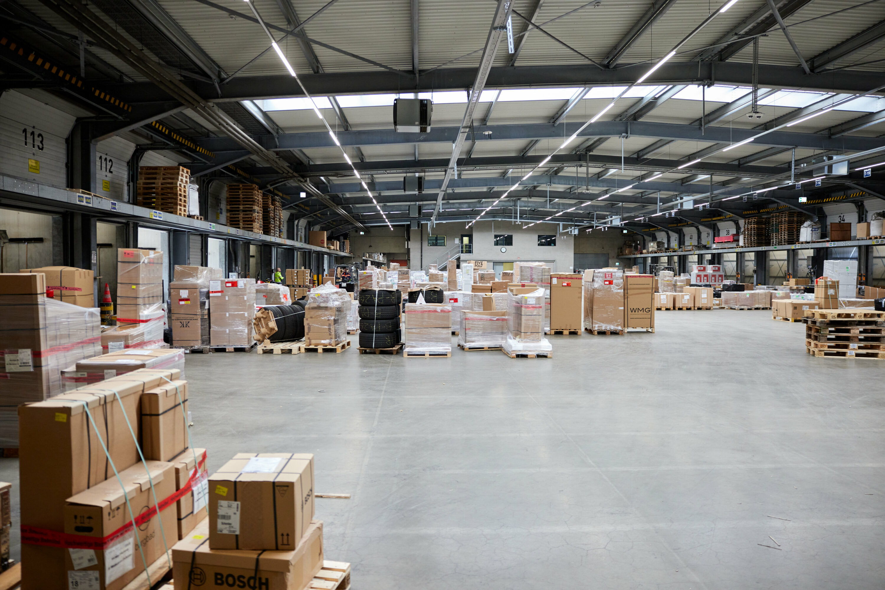 Niko Vollmer für DB Schenker im HUB Nürnberg